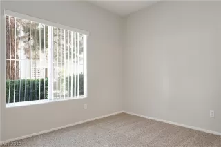 Photo #3: 2108363 Listing 