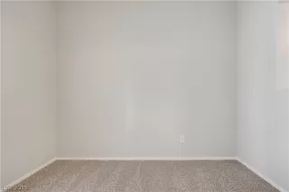 Photo #4: 2108363 Listing 