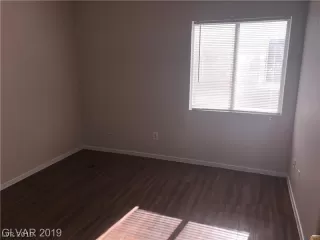 Photo #4: 2108366 Listing 