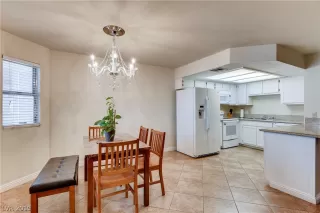 Photo #6: 2108375 Listing