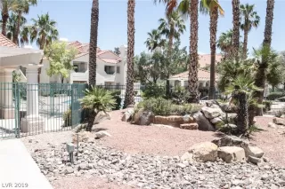 Photo #2: 2108400 Listing