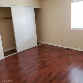 Photo #6: 2108416 Listing 