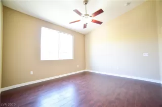 Photo #5: 2108462 Listing 