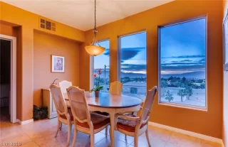 Photo #3: 2108543 Listing 