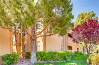 Photo #3: 2108544 Listing