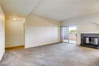 Photo #5: 2108544 Listing