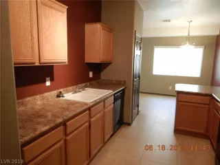 Photo #6: 2108551 Listing 