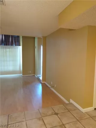 Photo #1: 2108560 Listing 