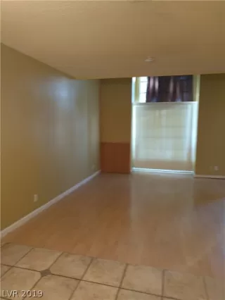 Photo #2: 2108560 Listing 