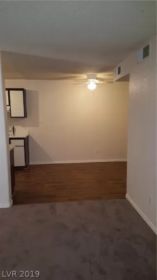 Photo #4: 2108608 Listing 
