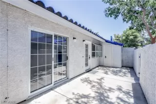 Photo #2: 2108730 Listing 