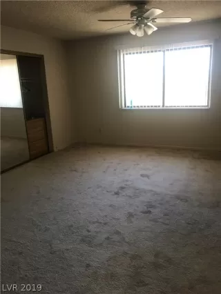 Photo #5: 2108768 Listing