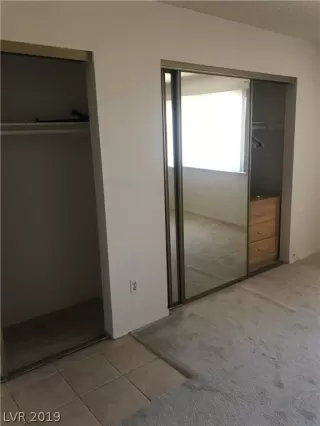 Photo #6: 2108768 Listing