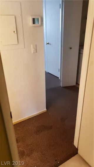 Photo #5: 2108785 Listing 