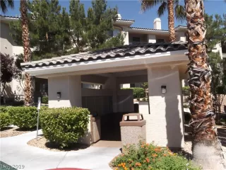 Photo #2: 2108862 Listing