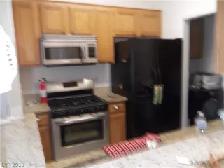 Photo #5: 2108862 Listing