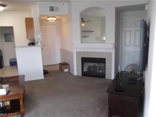 Photo #6: 2108862 Listing