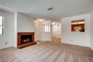 Photo #3: 2108868 Listing