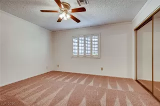 Photo #6: 2108868 Listing