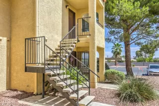 Photo #3: 2108893 Listing 