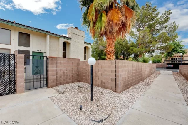 MLS: 2108924 Condo For Sale