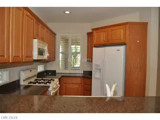 Photo #2: 2108941 Listing 