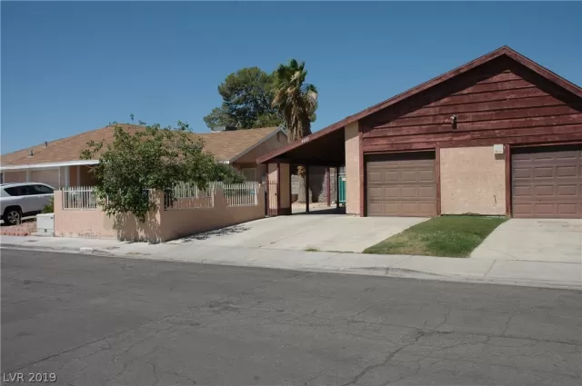 MLS: 2108971 Condo For Sale