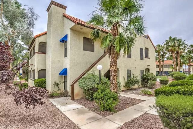 MLS: 2108974 Condo For Sale