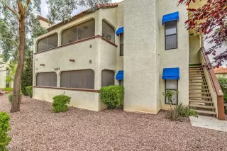 Photo #1: 2108974 Listing