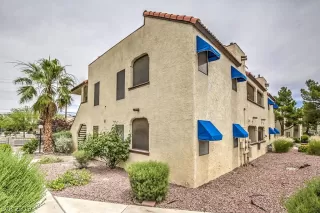 Photo #2: 2108974 Listing