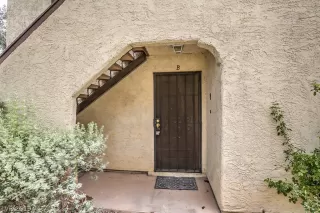 Photo #3: 2108974 Listing