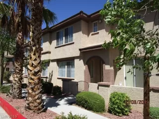 Photo #3: 2109010 Listing