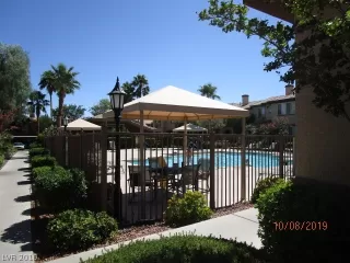 Photo #6: 2109010 Listing