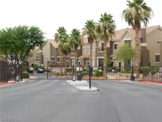 Photo #2: 2109017 Listing 