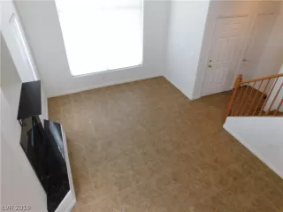 Photo #4: 2109017 Listing 