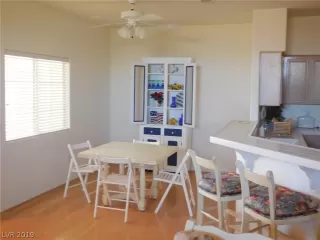 Photo #6: 2109034 Listing