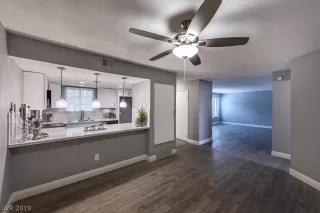 Photo #1: 2109042 Listing