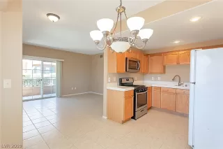 Photo #6: 2109167 Listing