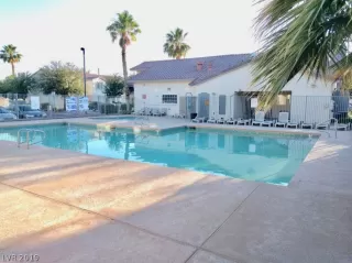 Photo #1: 2109195 Listing