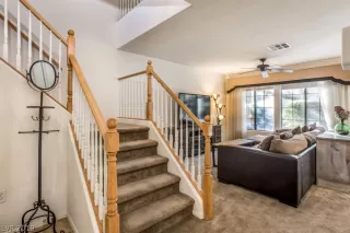 Photo #4: 2109216 Listing 