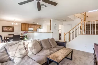 Photo #6: 2109216 Listing 