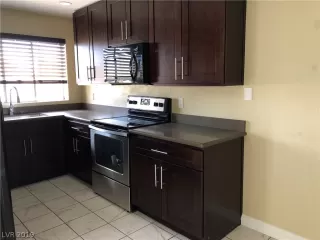 Photo #1: 2109247 Listing 