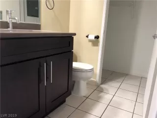 Photo #4: 2109247 Listing 