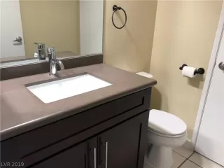 Photo #6: 2109247 Listing 