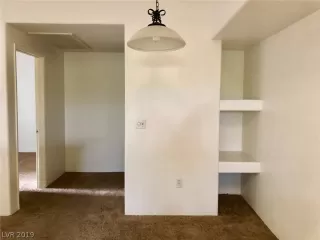 Photo #3: 2109319 Listing