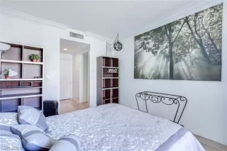 Photo #3: 2109327 Listing 