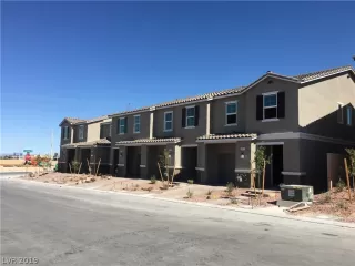 Photo #1: 2109330 Listing 