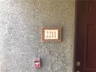 Photo #2: 2109368 Listing 