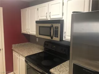 Photo #3: 2109368 Listing 