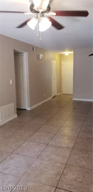 Photo #6: 2109414 Listing 